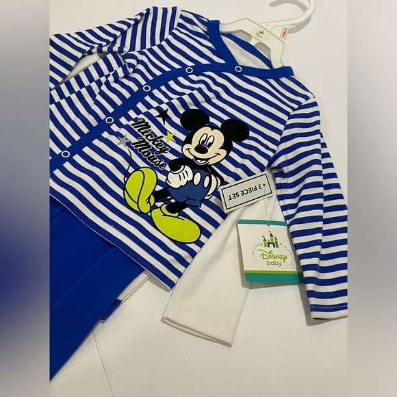 Disney onesies - Picture 3 of 8